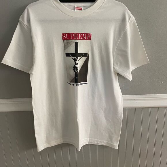 NEW WITH TAGS SUPREME Loved by the Children White T-Shirt Men's Size Small - Picture 3 of 11